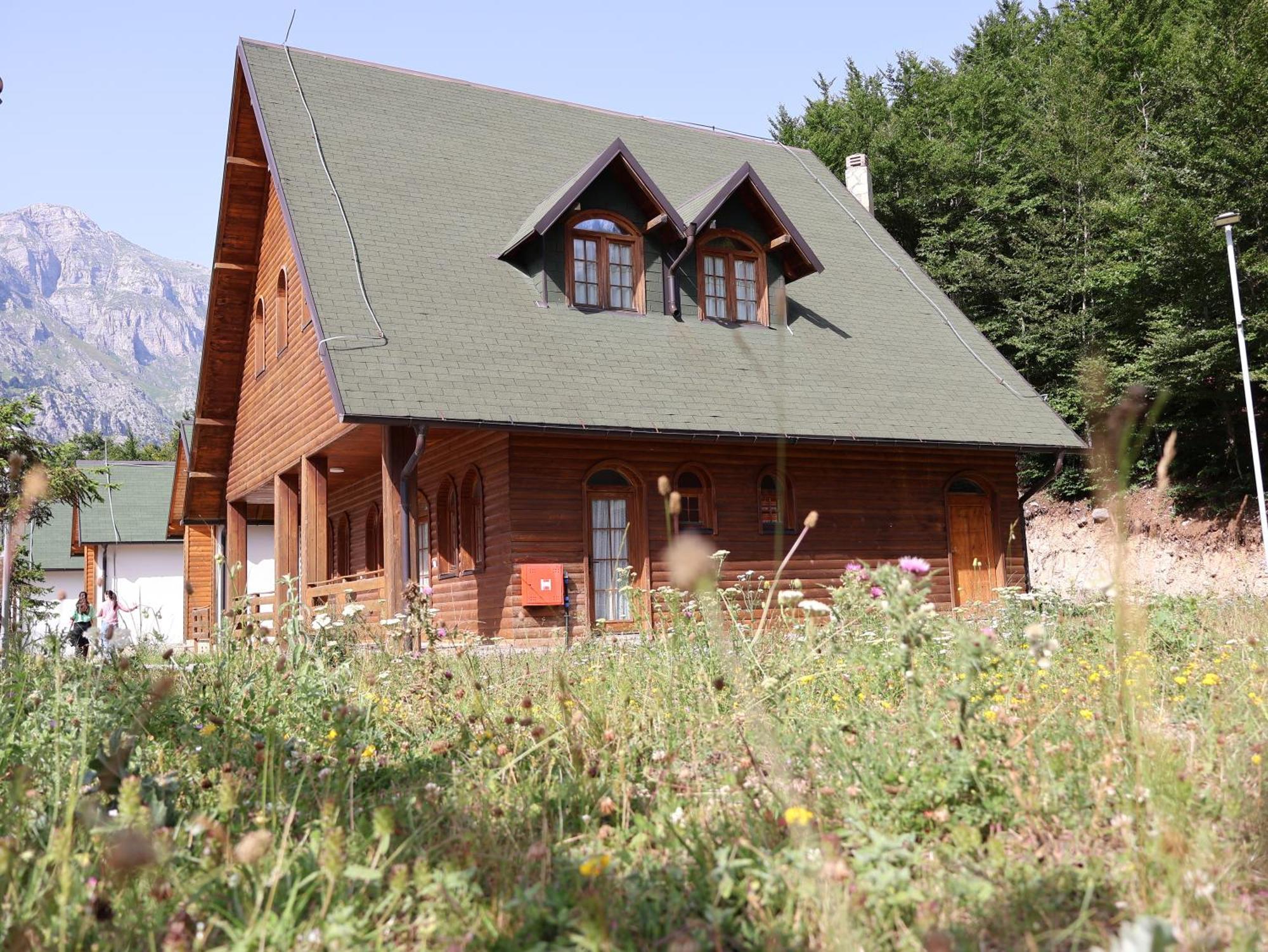 Mik Hotel Valbona Luaran gambar